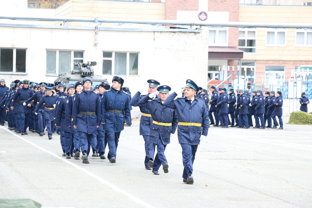 С праздником, разведчики!