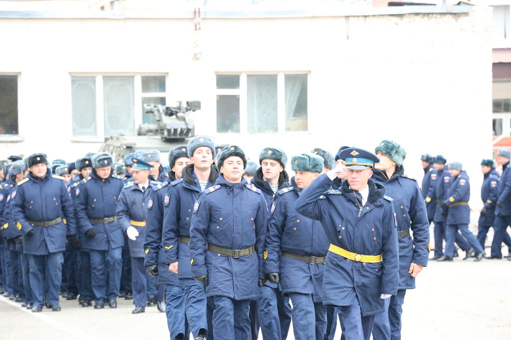 С праздником, разведчики!