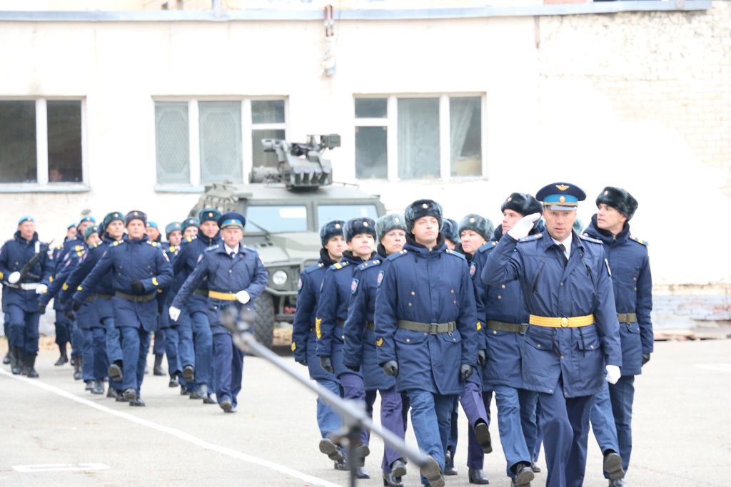 С праздником, разведчики!