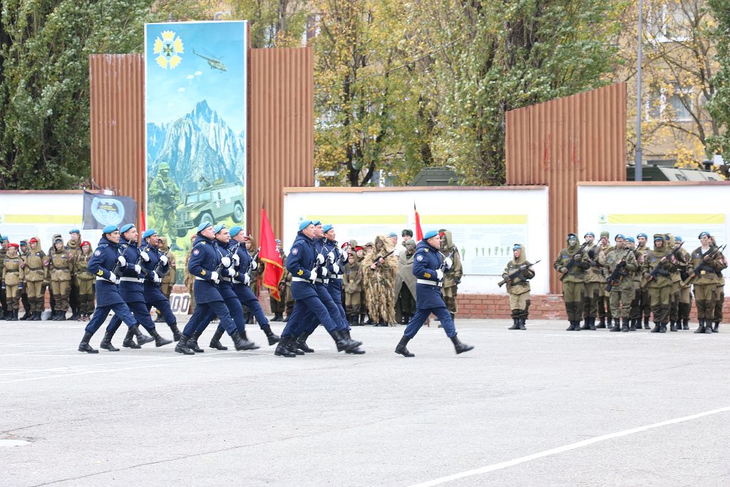 С праздником, разведчики!