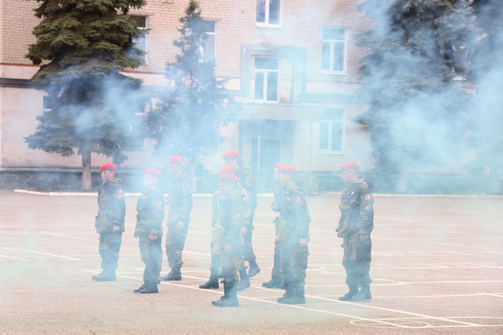 С праздником, разведчики!