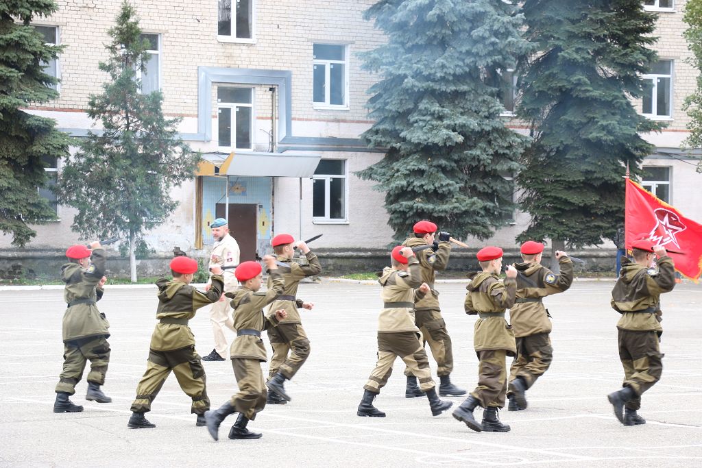 С праздником, разведчики!