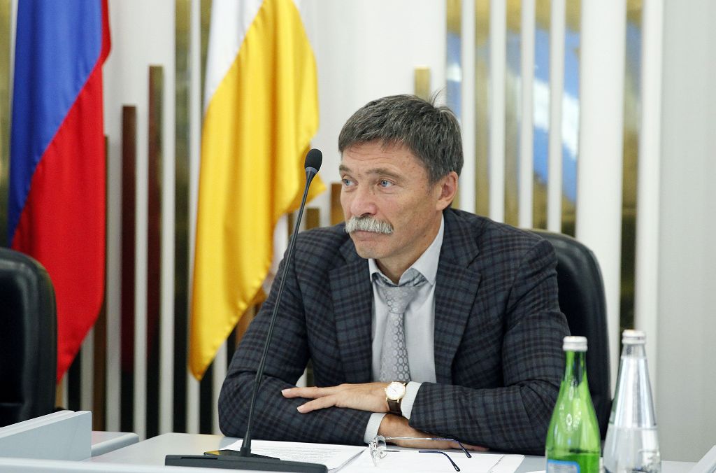 Законодатели начали работу над бюджетом региона