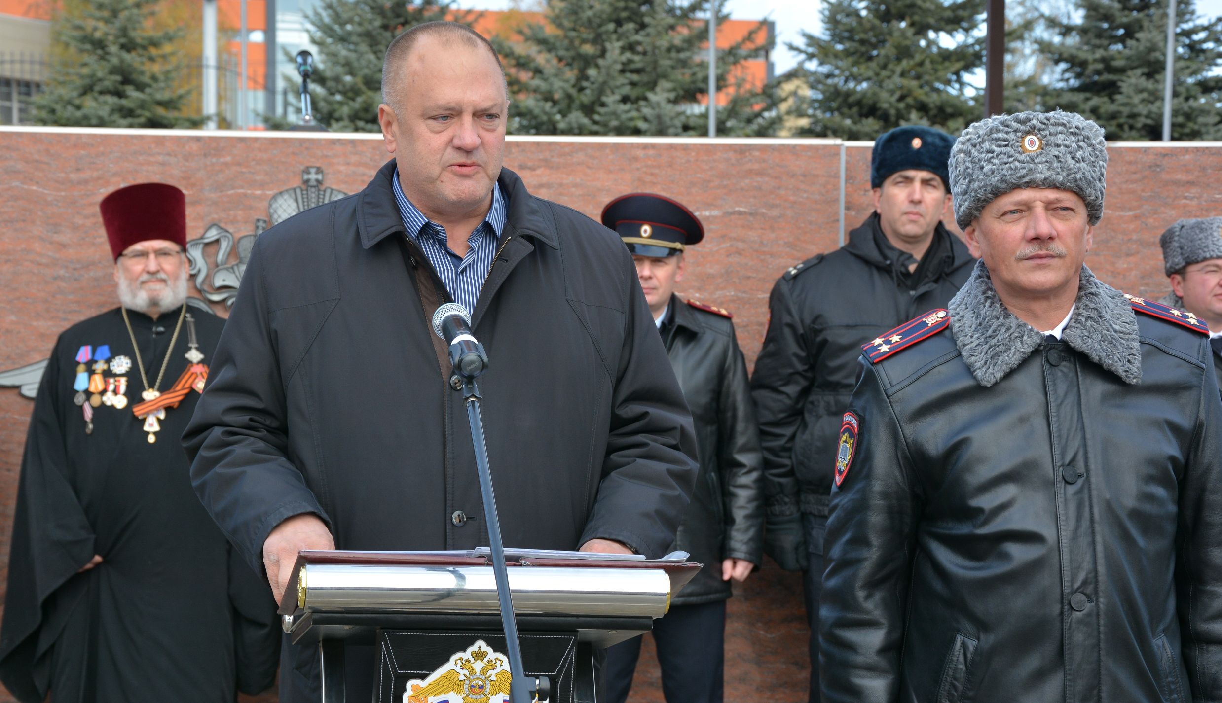 В канун праздника сотрудников МВД