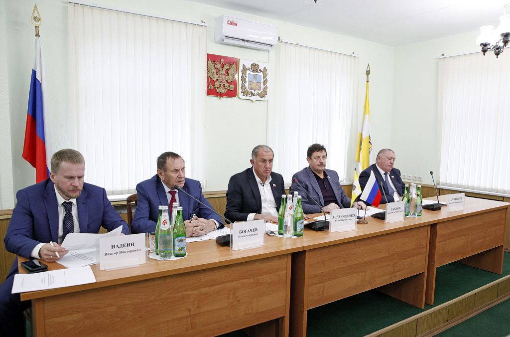 Необходимо комплексное решение