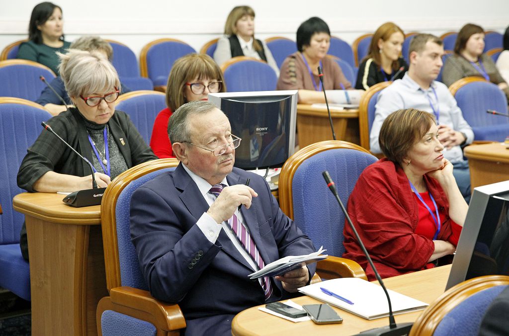 «Единая Россия» готовится к обновлению