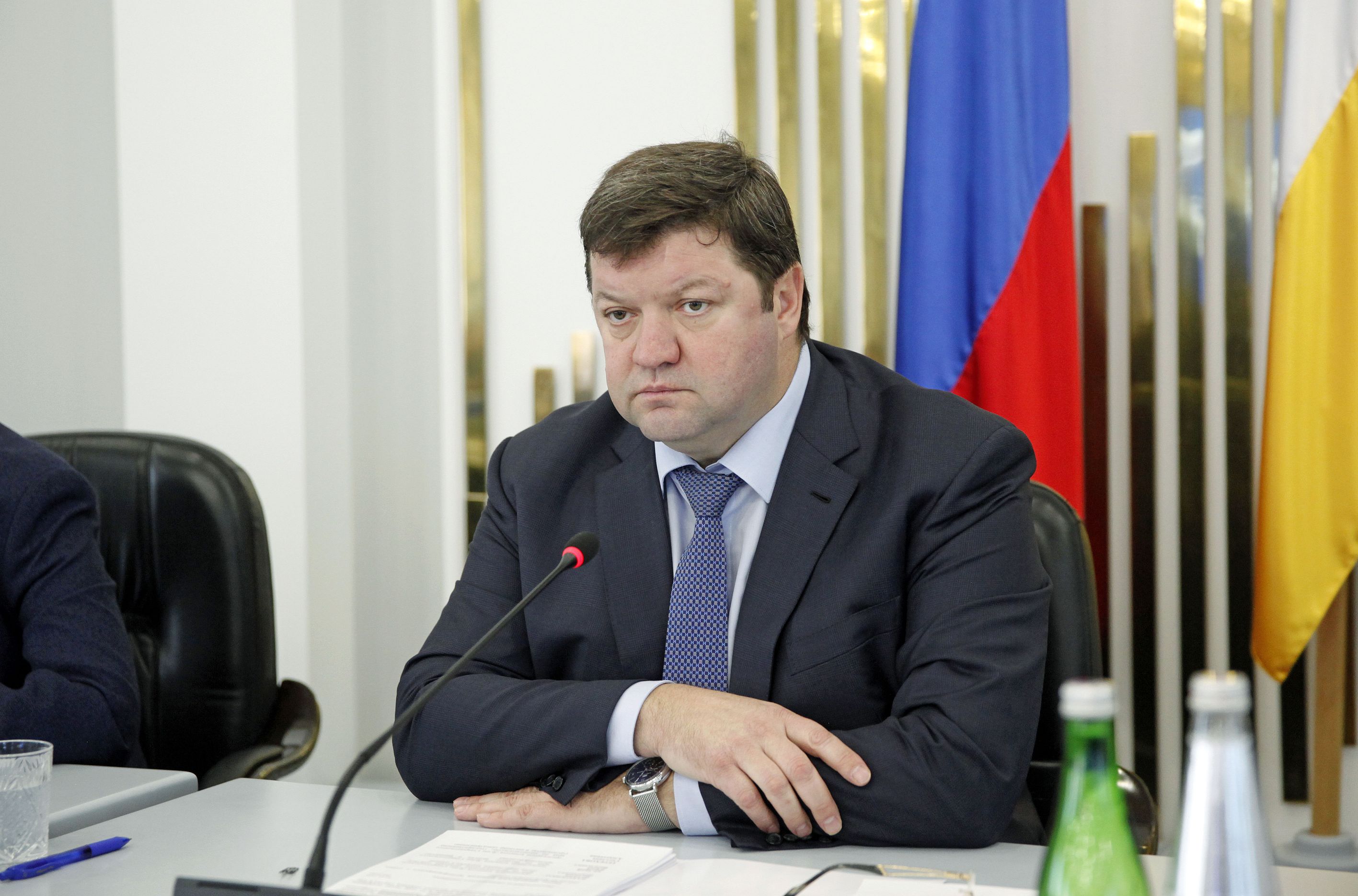 Работа в комитетах продолжается