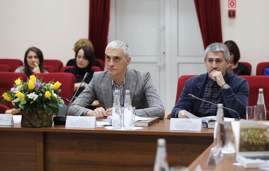 Временная комиссия Думы края изучила работу парков культуры в Новоалександровске