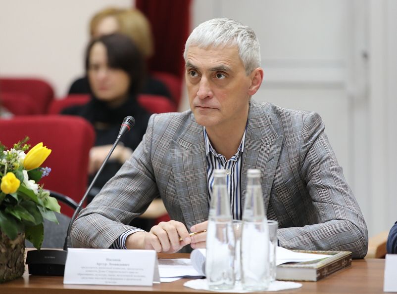 Временная комиссия Думы края изучила работу парков культуры в Новоалександровске