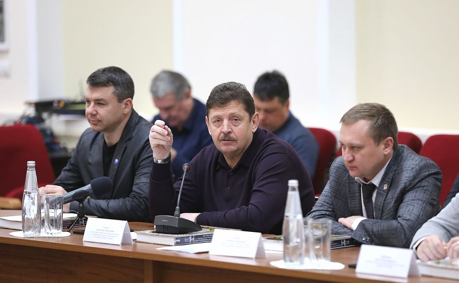 Временная комиссия Думы края изучила работу парков культуры в Новоалександровске