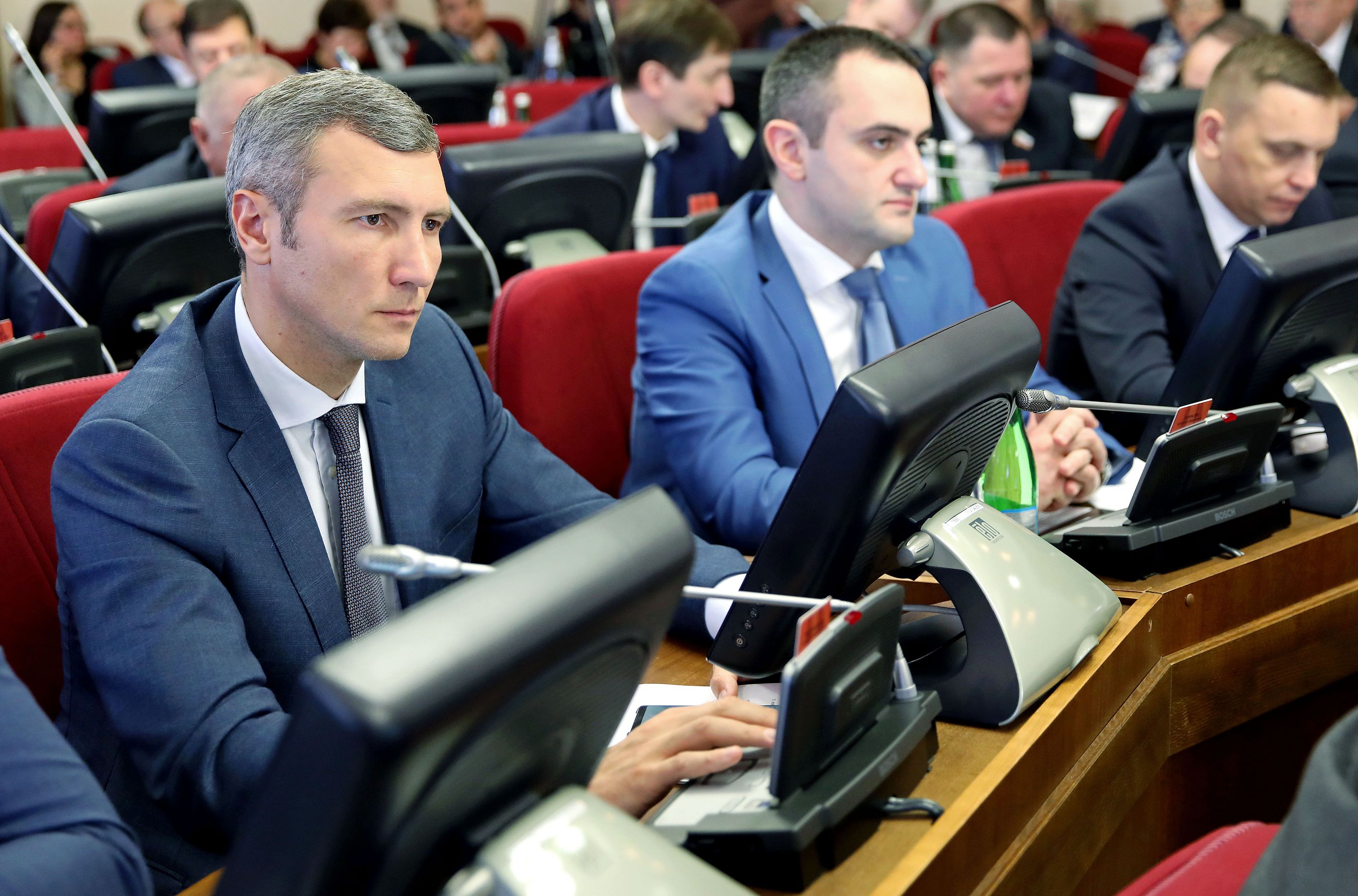 С планами определились