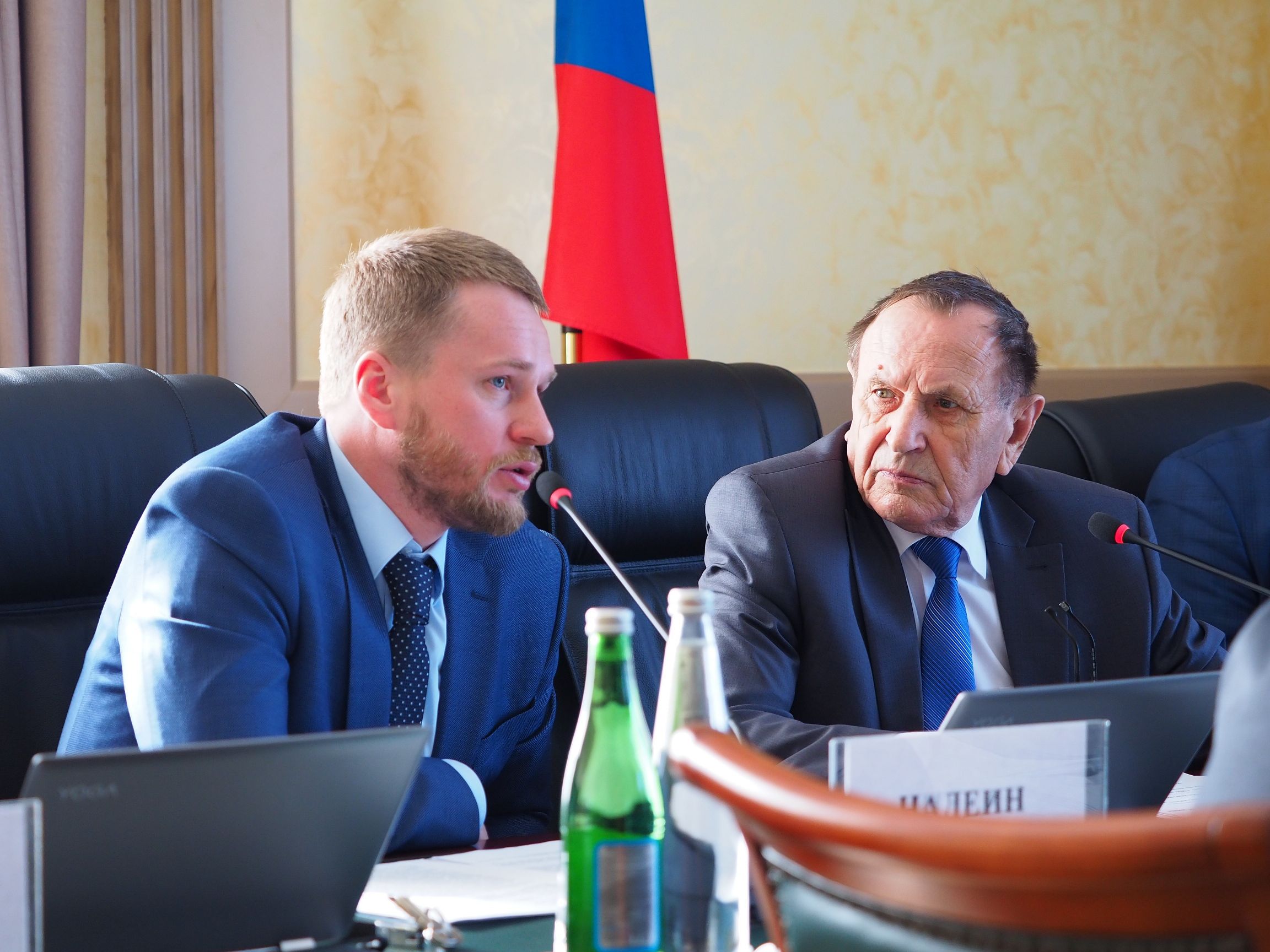 Работа продолжается