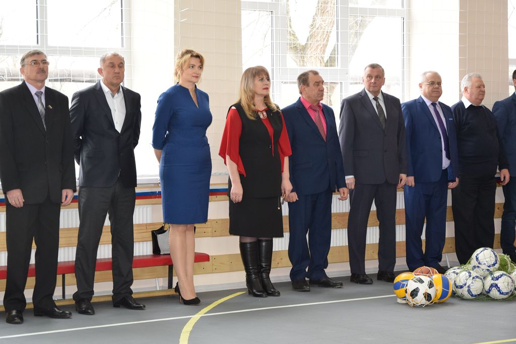 Игорь Андрющенко принял участие в открытии спортзала