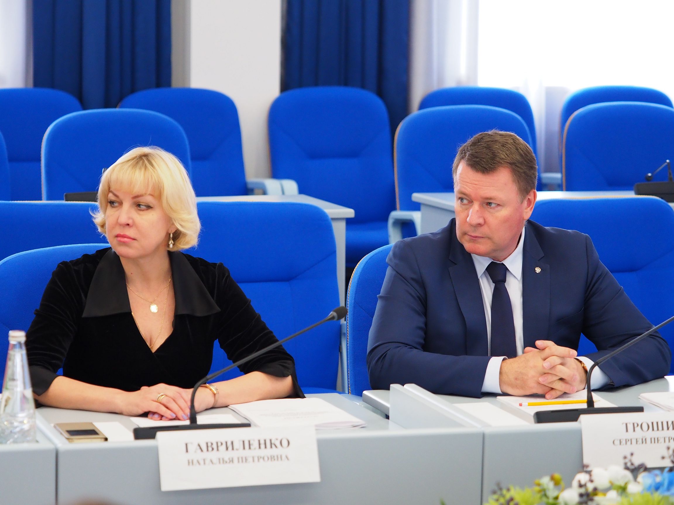 Рассмотрение вопросов продолжится на заседании