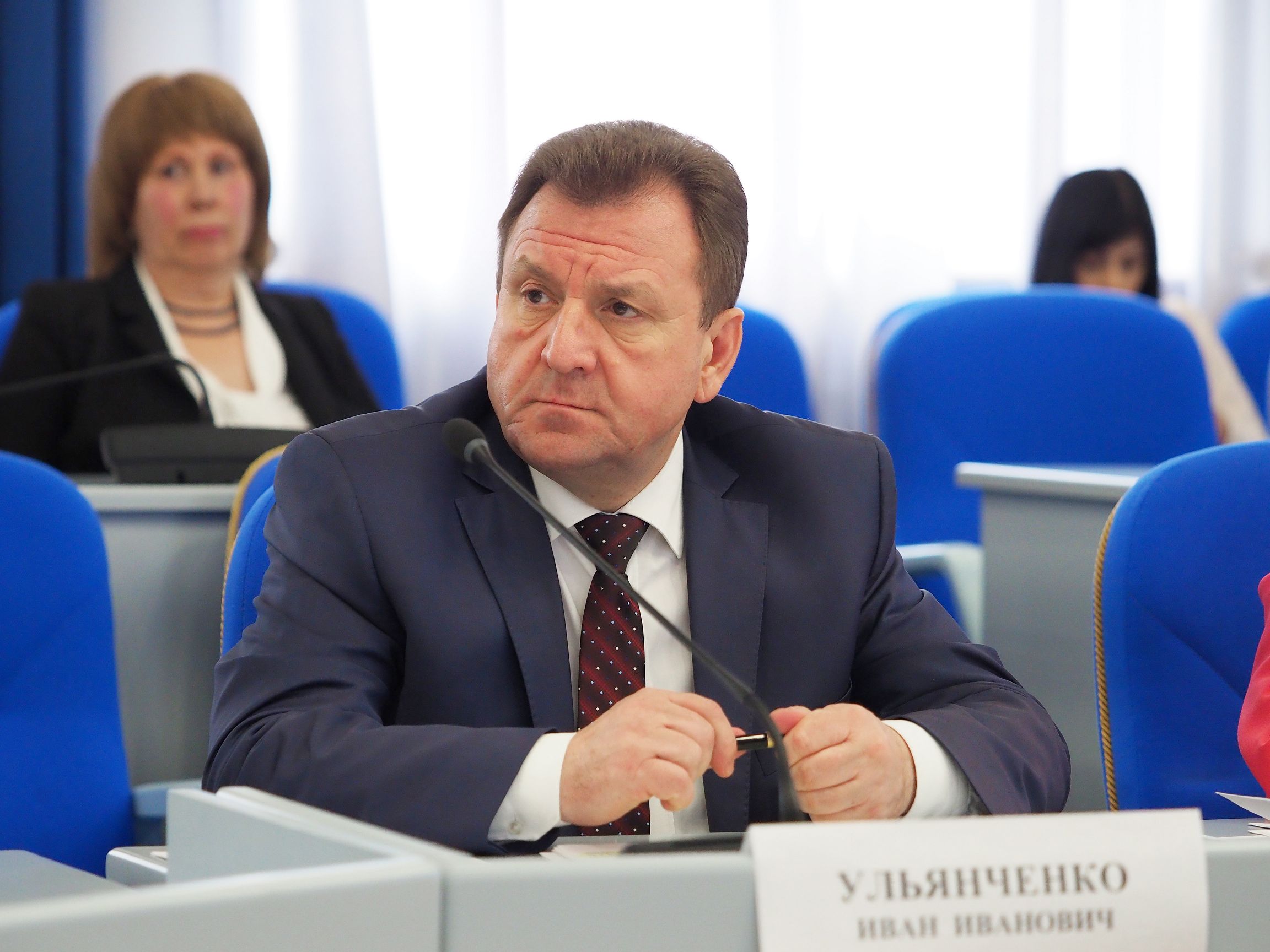Рассмотрение вопросов продолжится на заседании