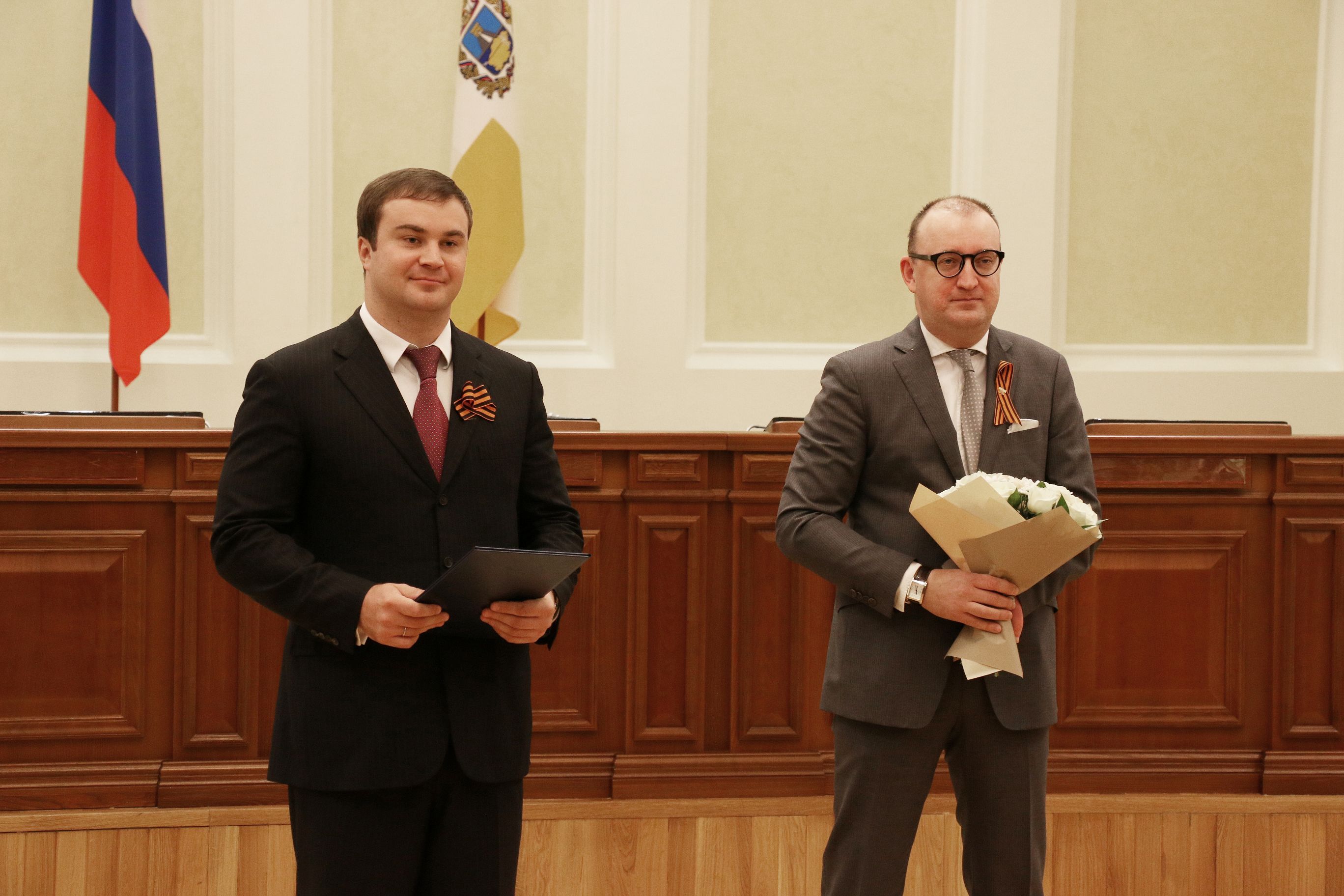 Работники связи принимают поздравления