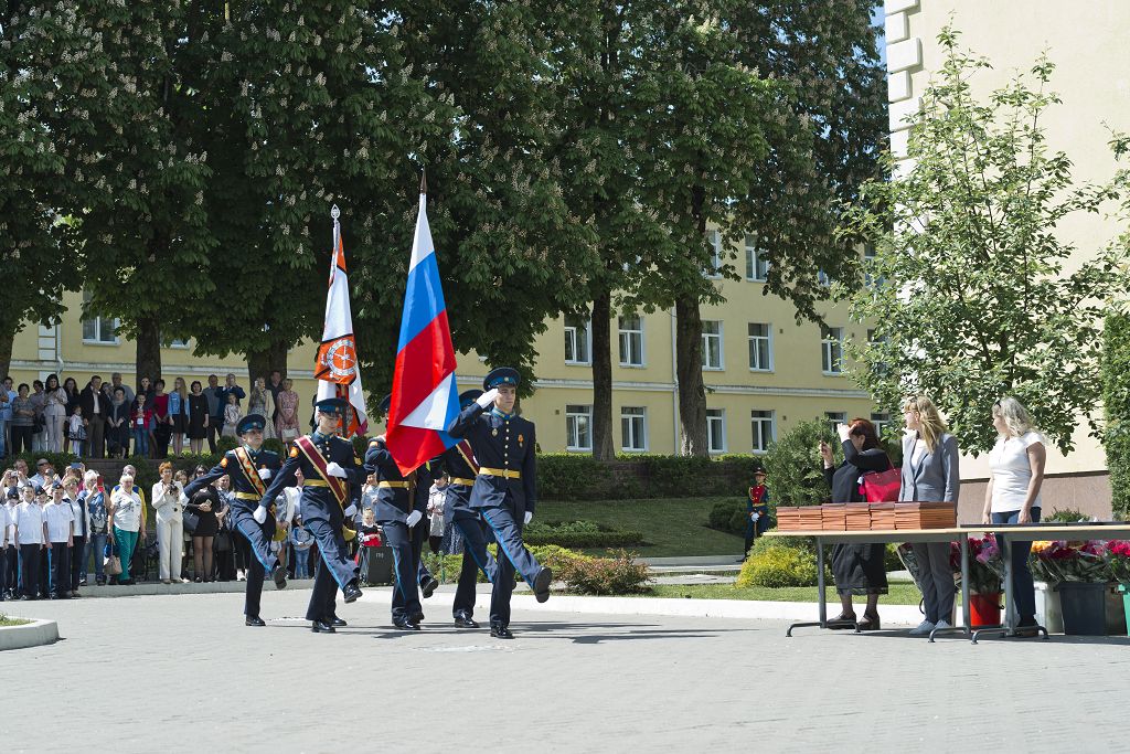 Первые шаги во взрослую жизнь