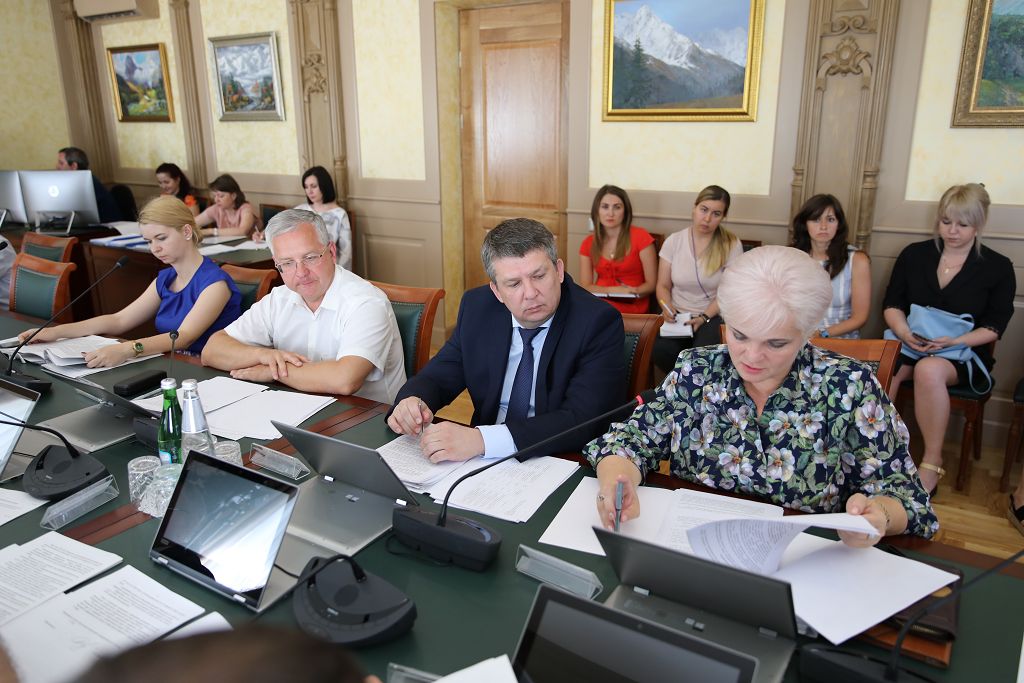 К 75-летию Великой Победы необходимо завершить ремонт мемориалов