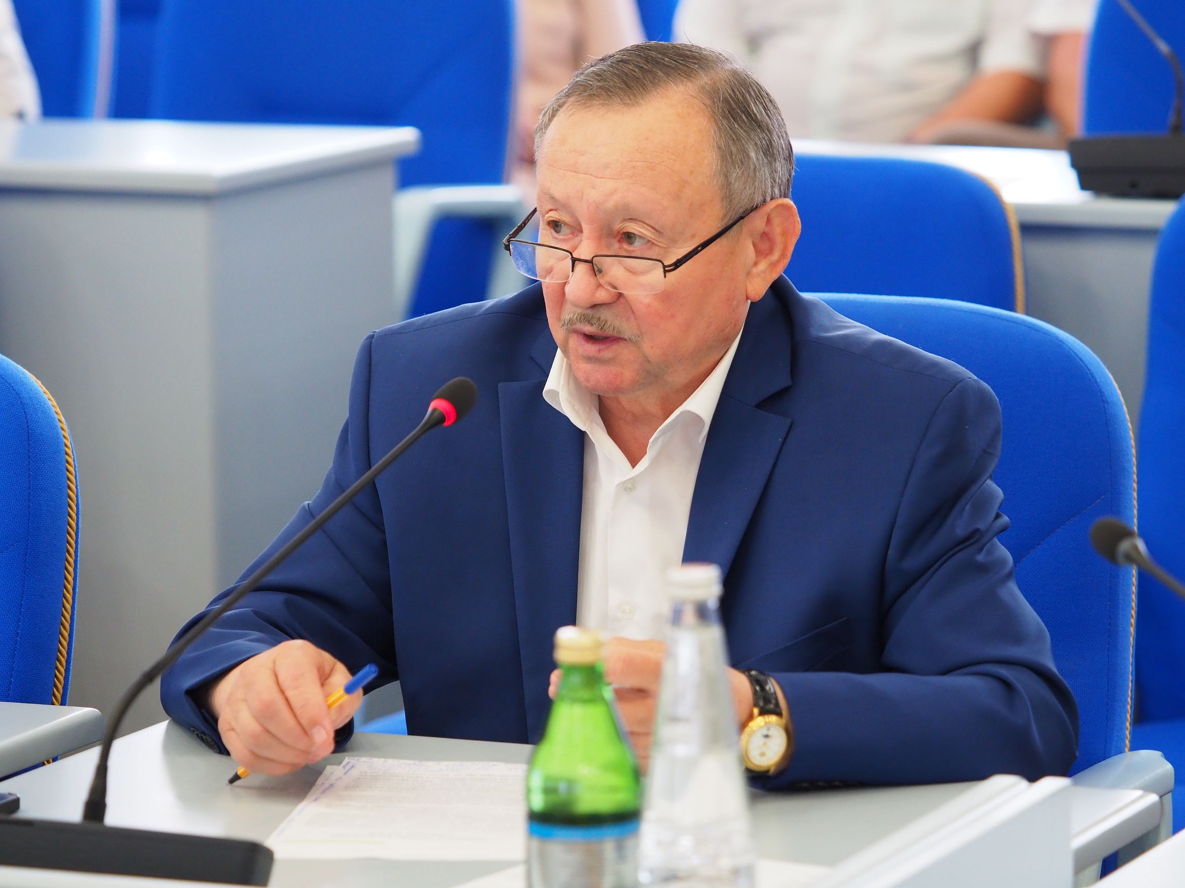 Темы не теряют актуальности