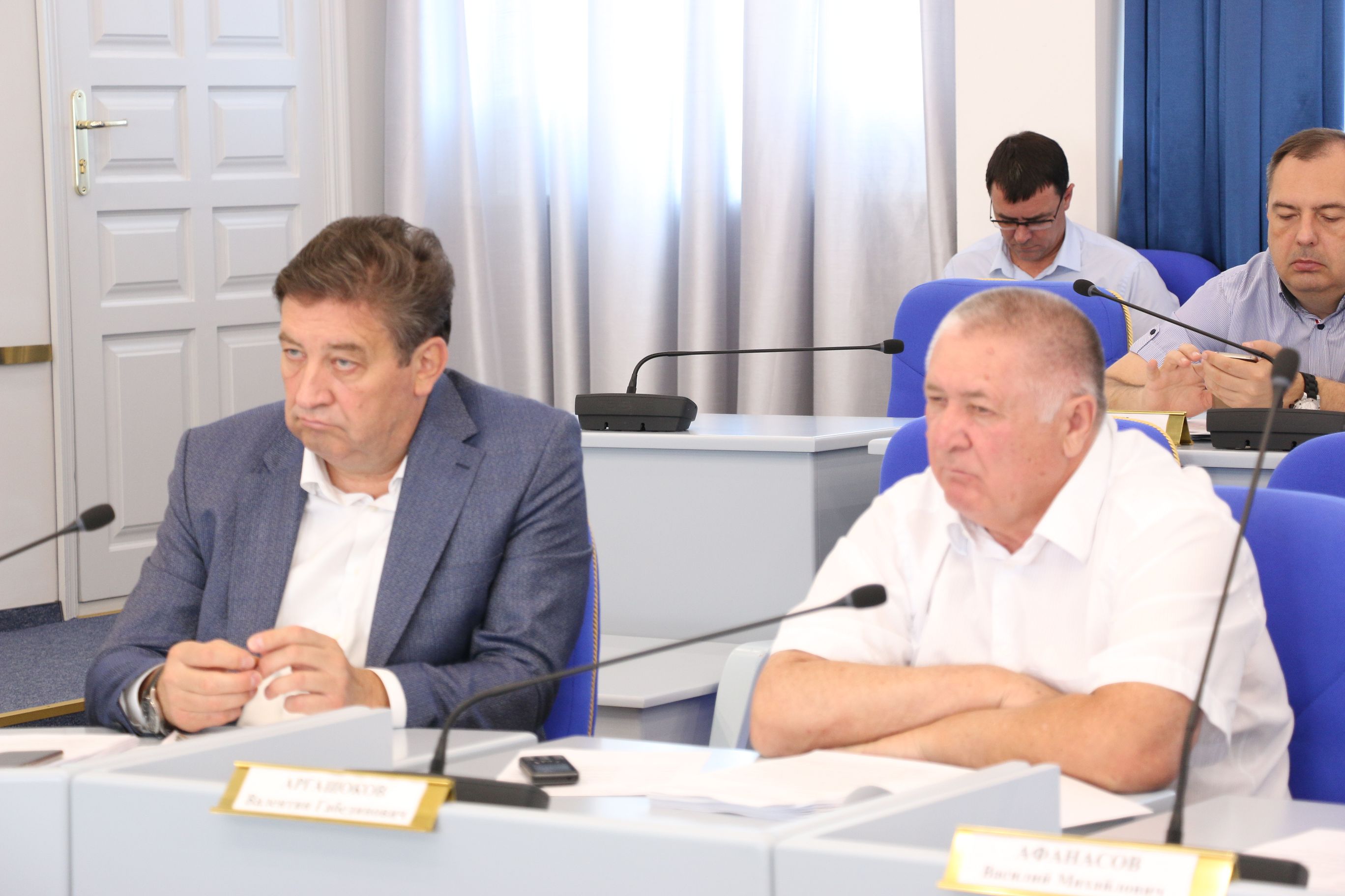 Бюджетные корректировки и поддержка предпринимателей