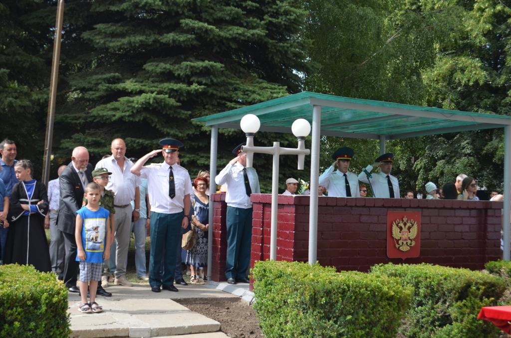 Успехов в дальнейшей службе