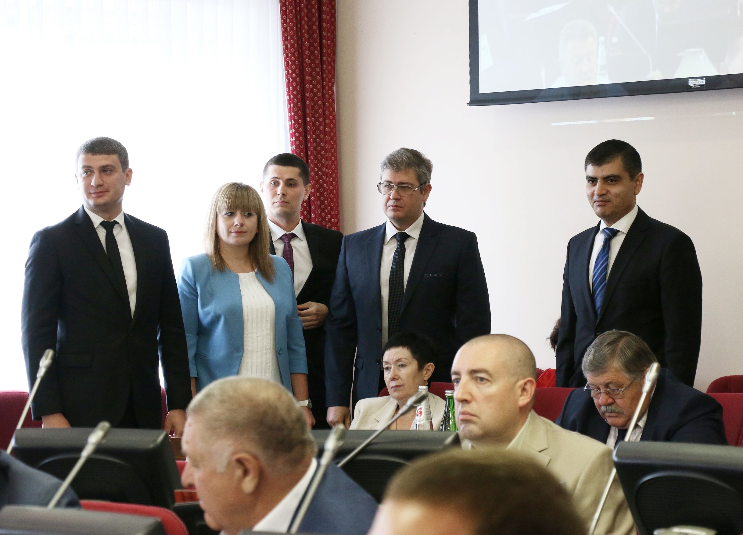 Сессия завершена – работа продолжается