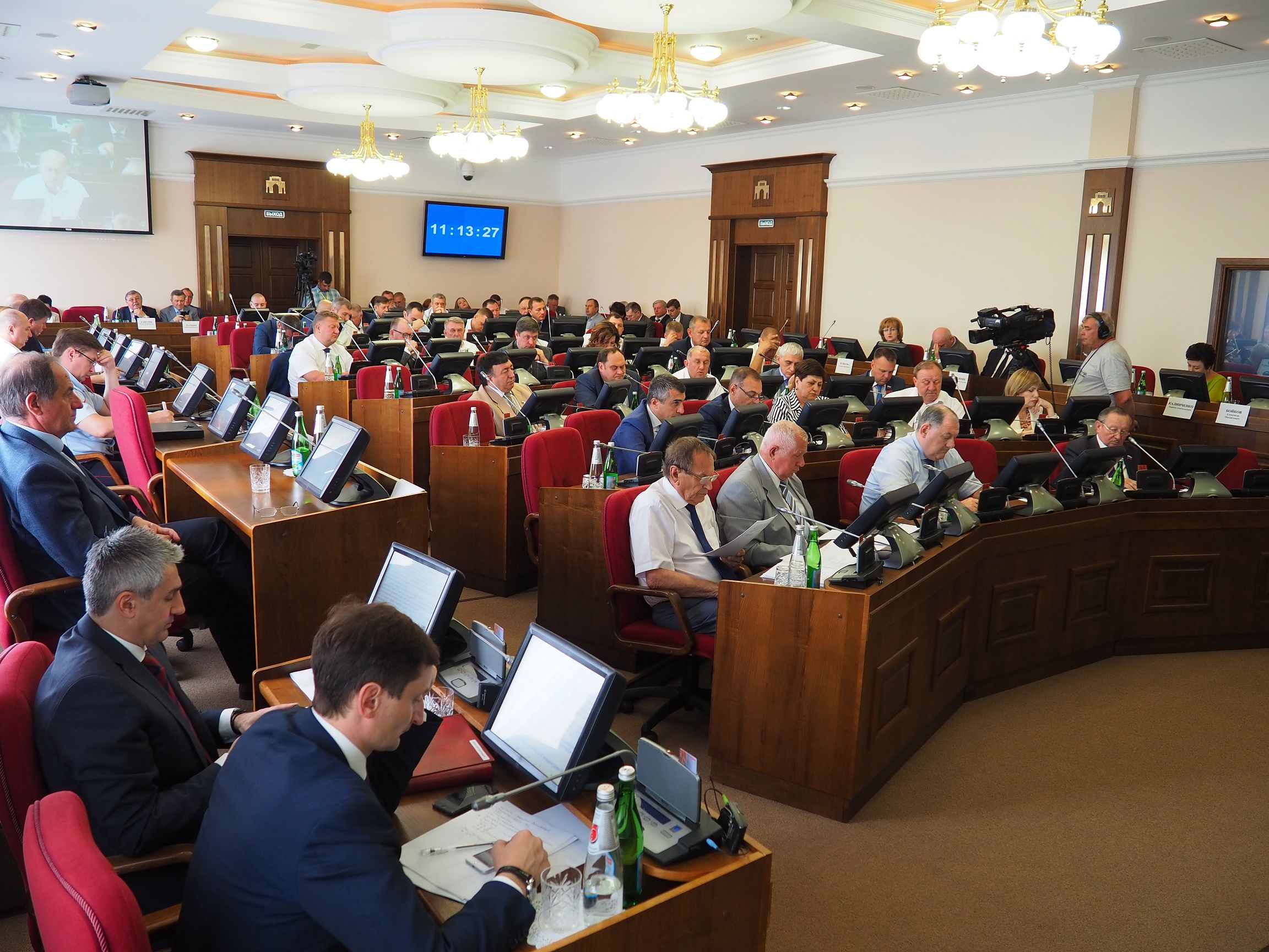 Сессия завершена – работа продолжается