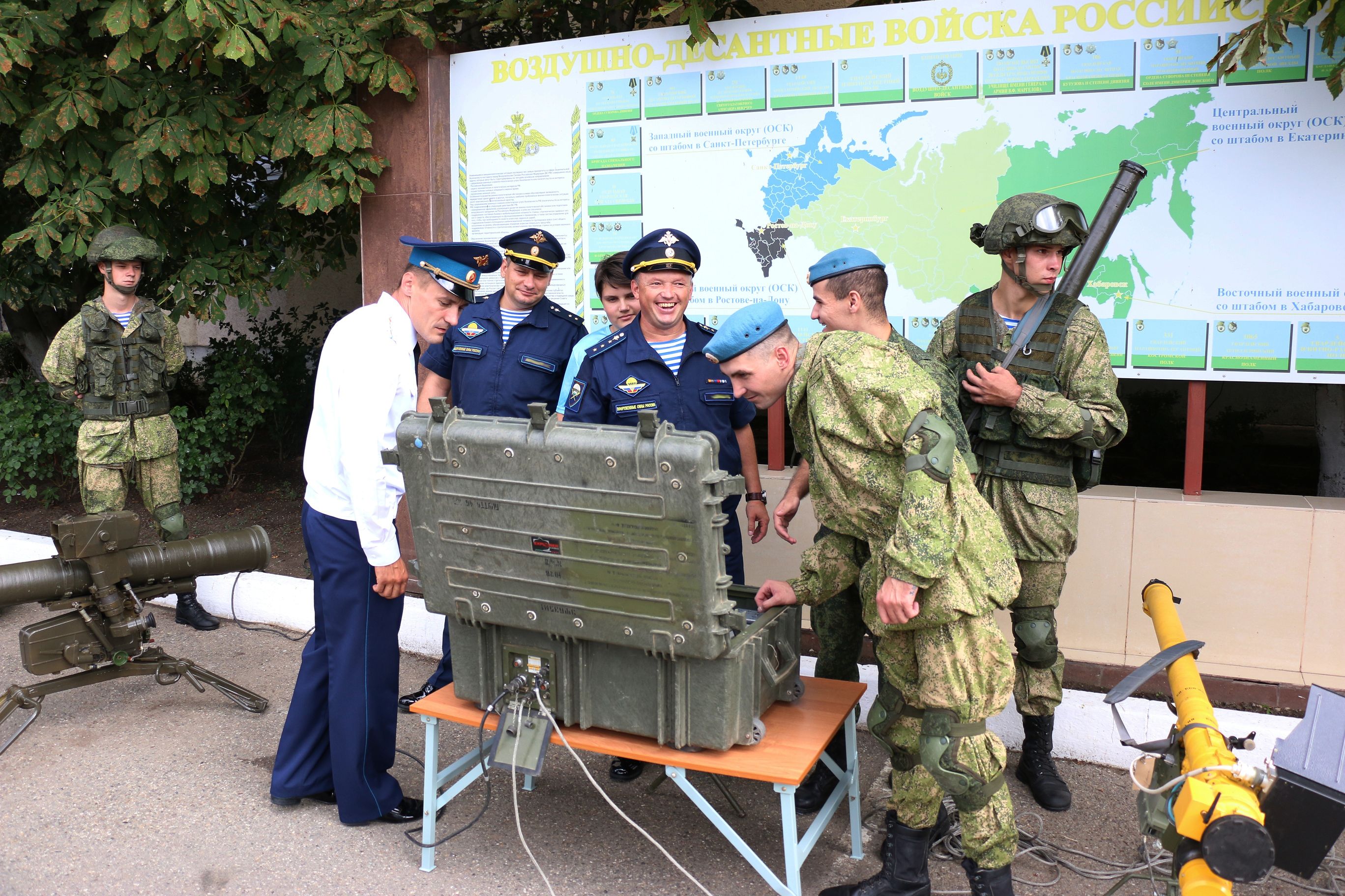 С праздником, десантники!