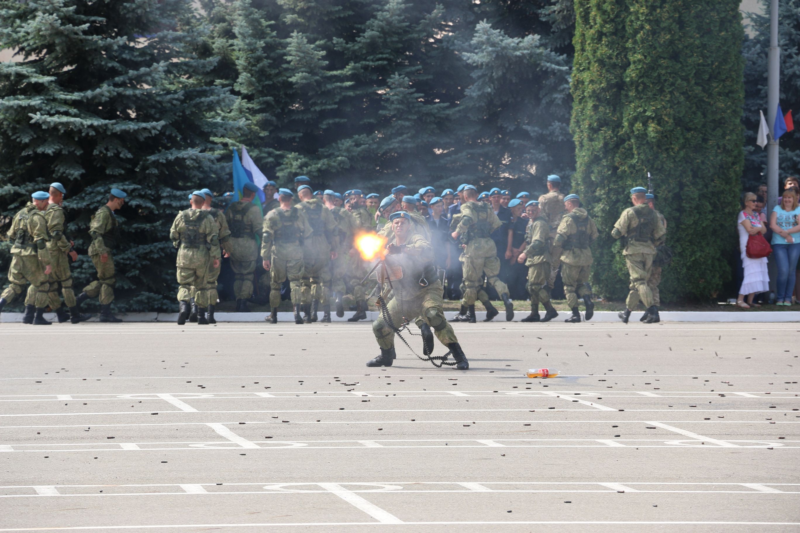 С праздником, десантники!