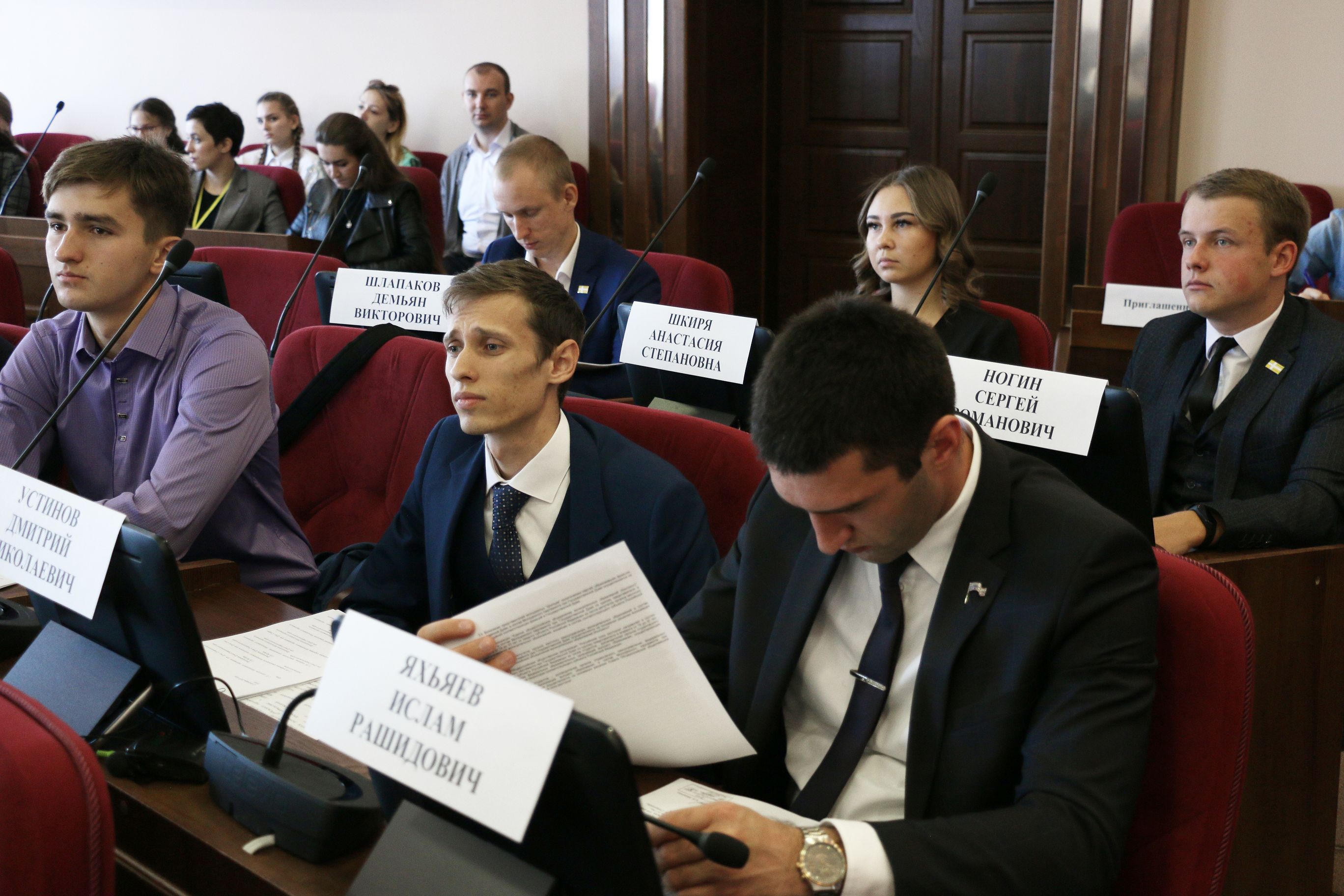 Продолжая традиции молодежного парламентаризма