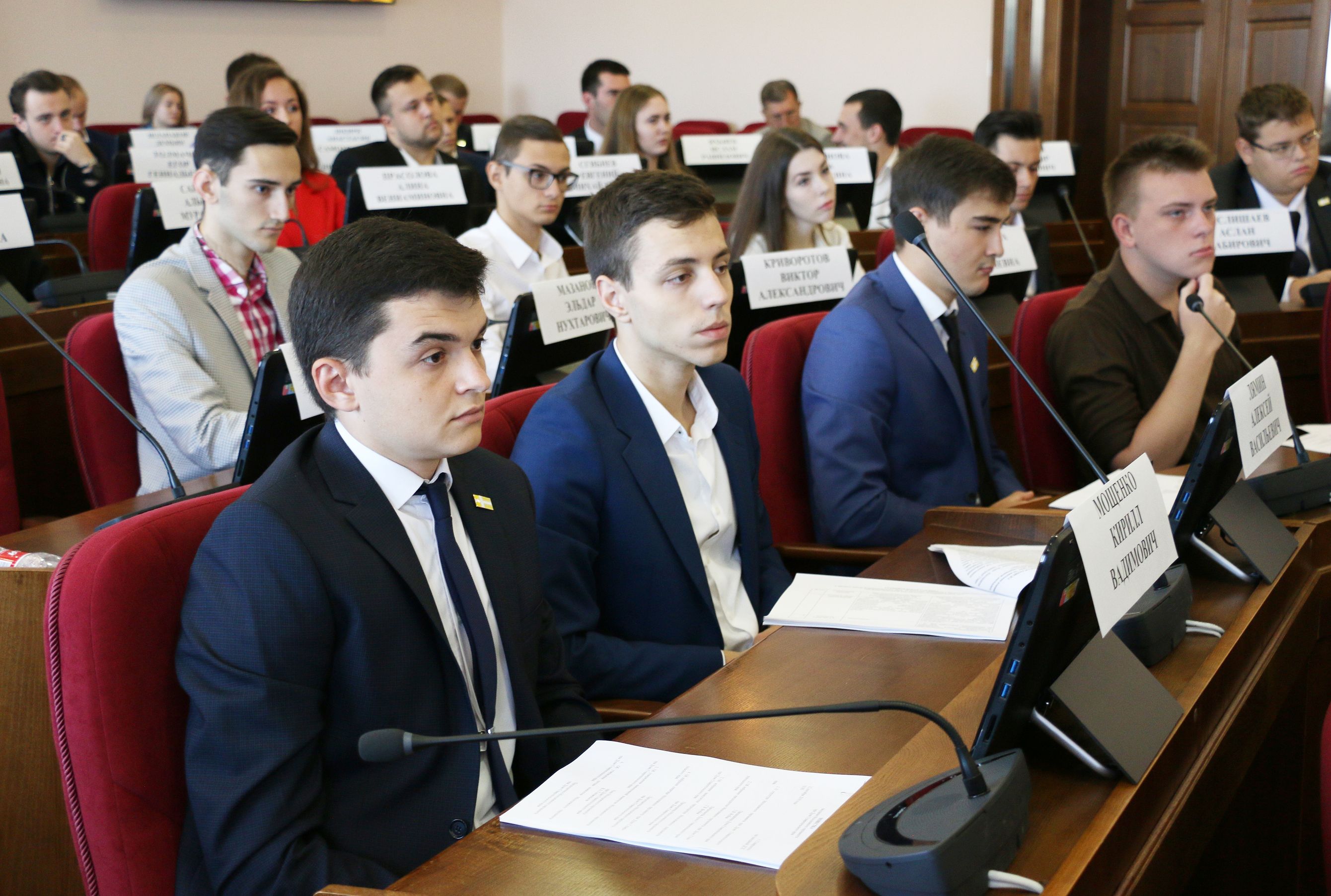 Продолжая традиции молодежного парламентаризма