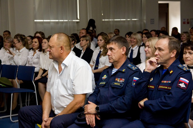 День учителя в Ставропольском президентском кадетском училище