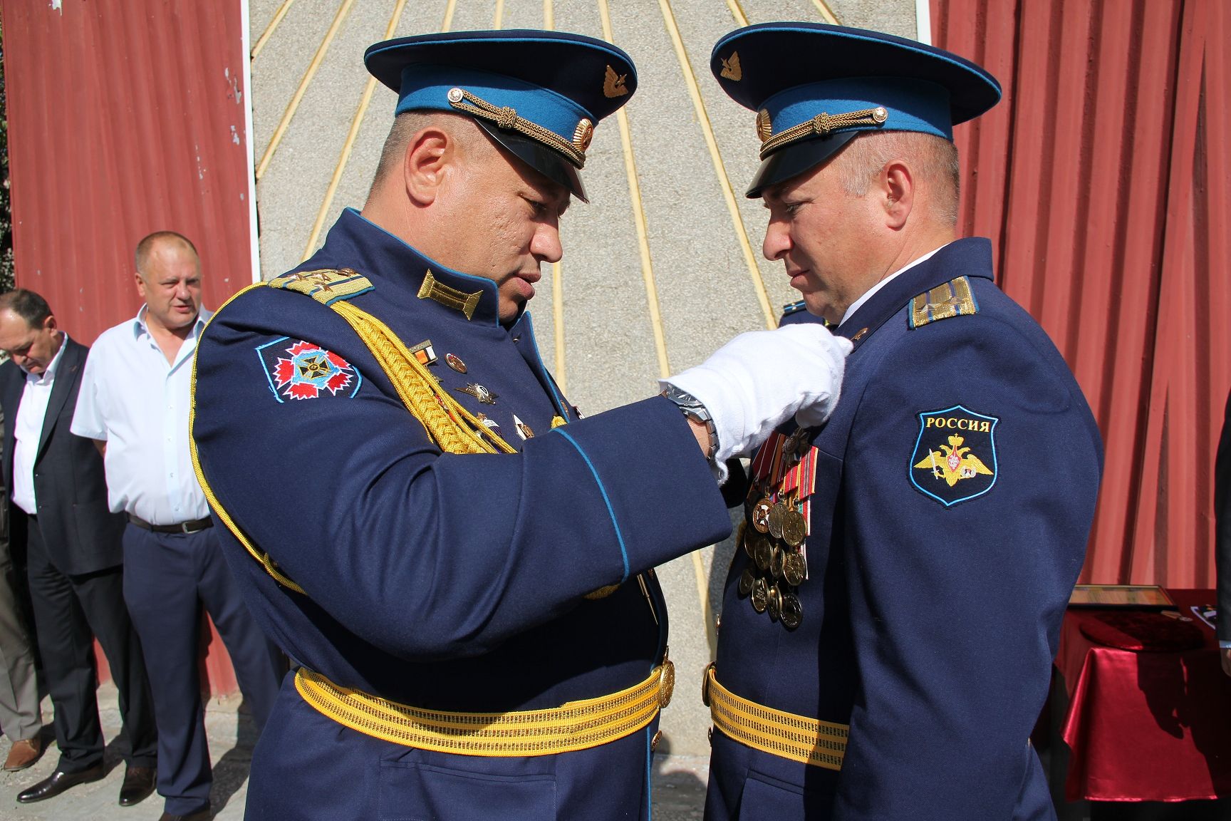 Успехов в службе!