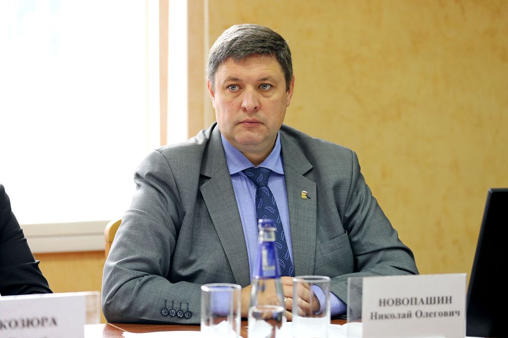 Кадры для образования