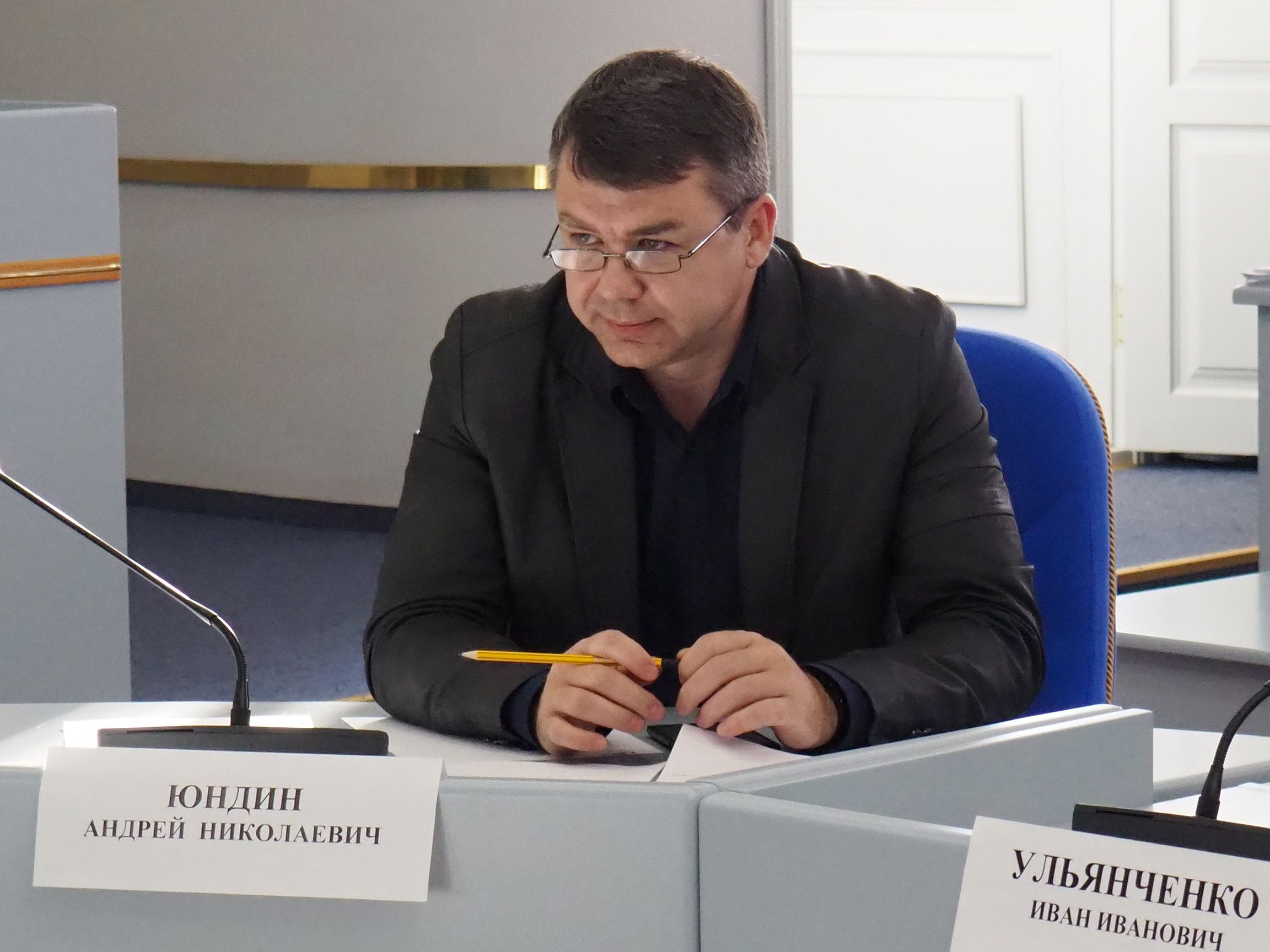 Поддержка многодетных семей, бюджет фонда ОМС и другие актуальные темы