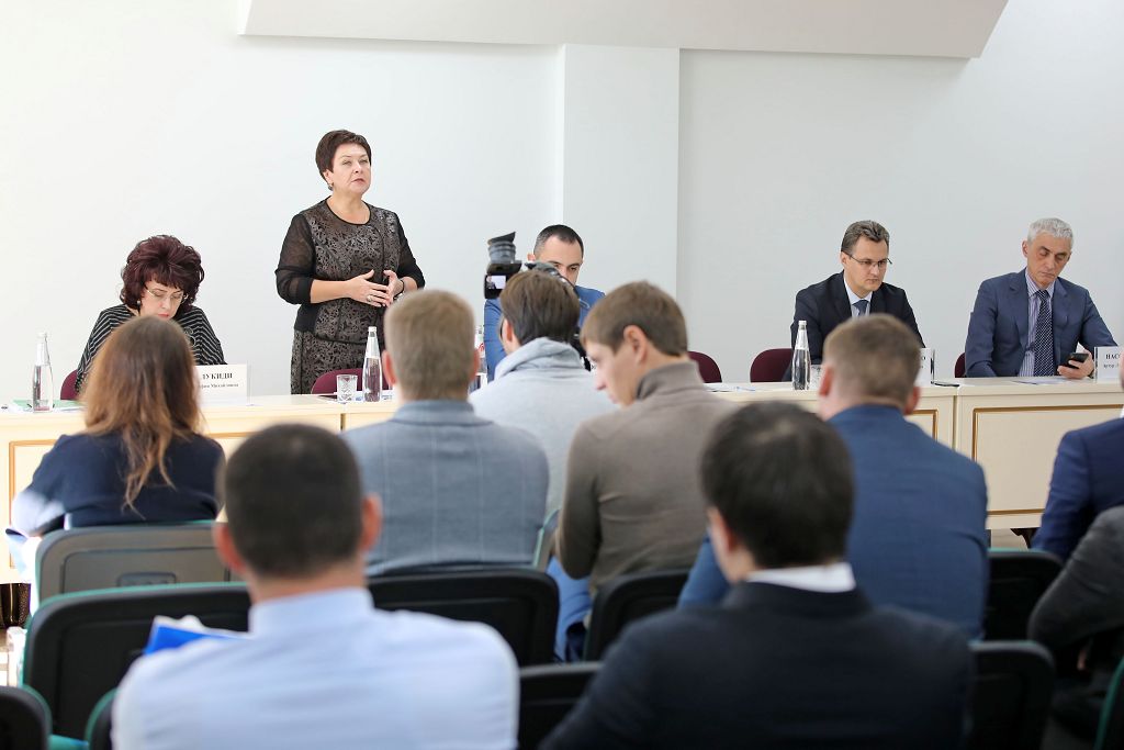 Молодые депутаты пополнили знания в «Школе парламентаризма»