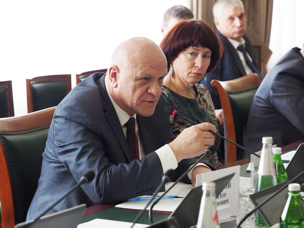 Совершенствовать порядок предоставления субсидий