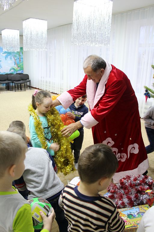 В роли Деда Мороза
