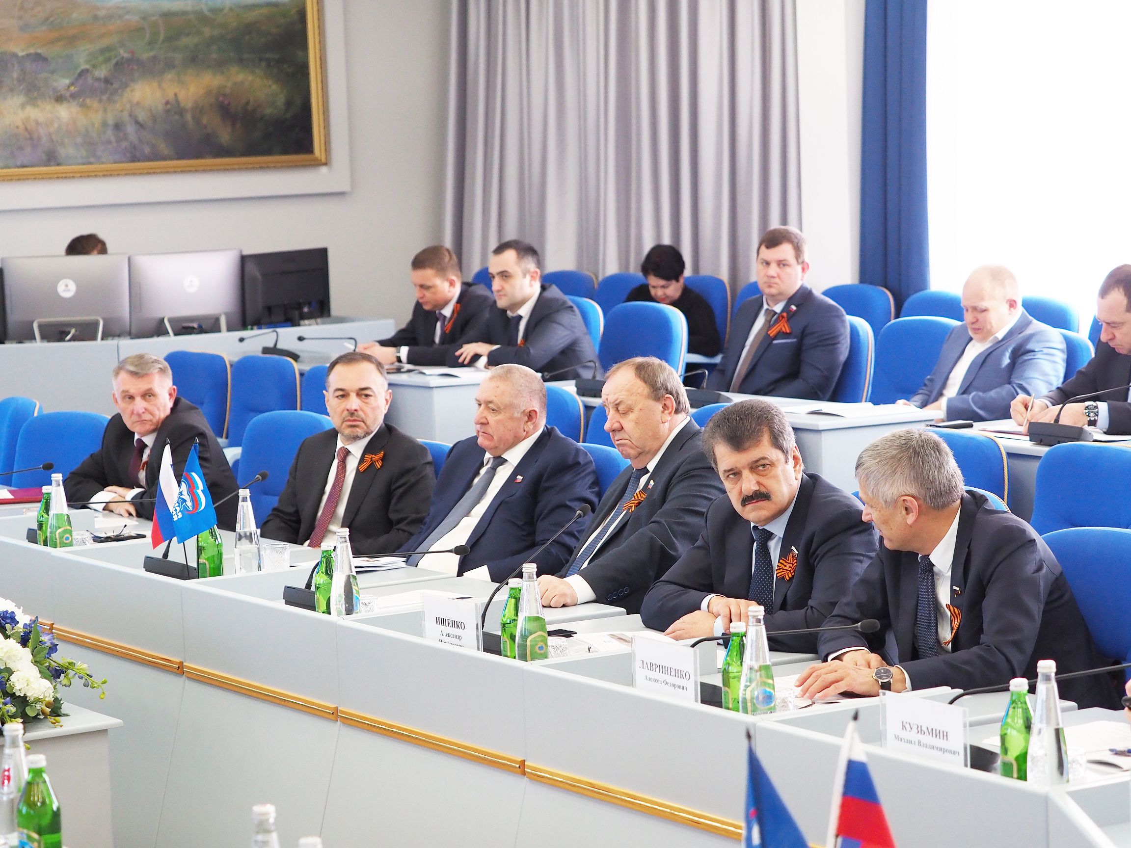 К заседанию готовы