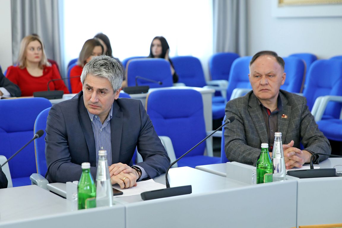 Депутаты Думы Ставрополья предусмотрят в бюджете средства на оплату коммунальных платежей для ветеранов