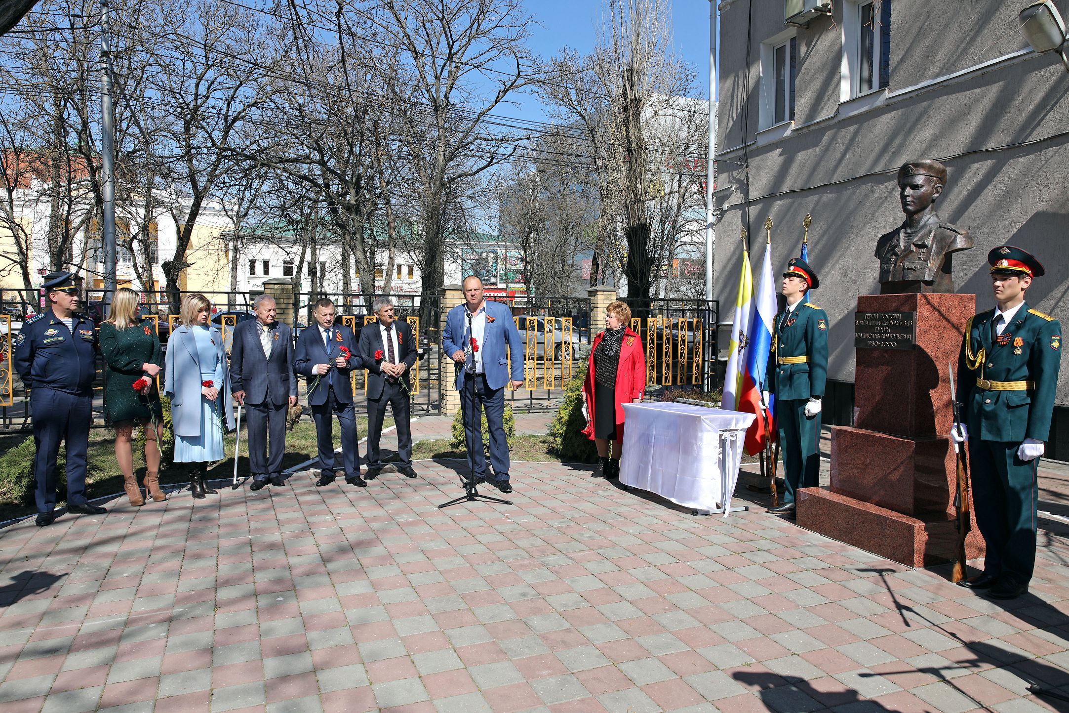 Акция «Парта героя» прошла в Ставрополе