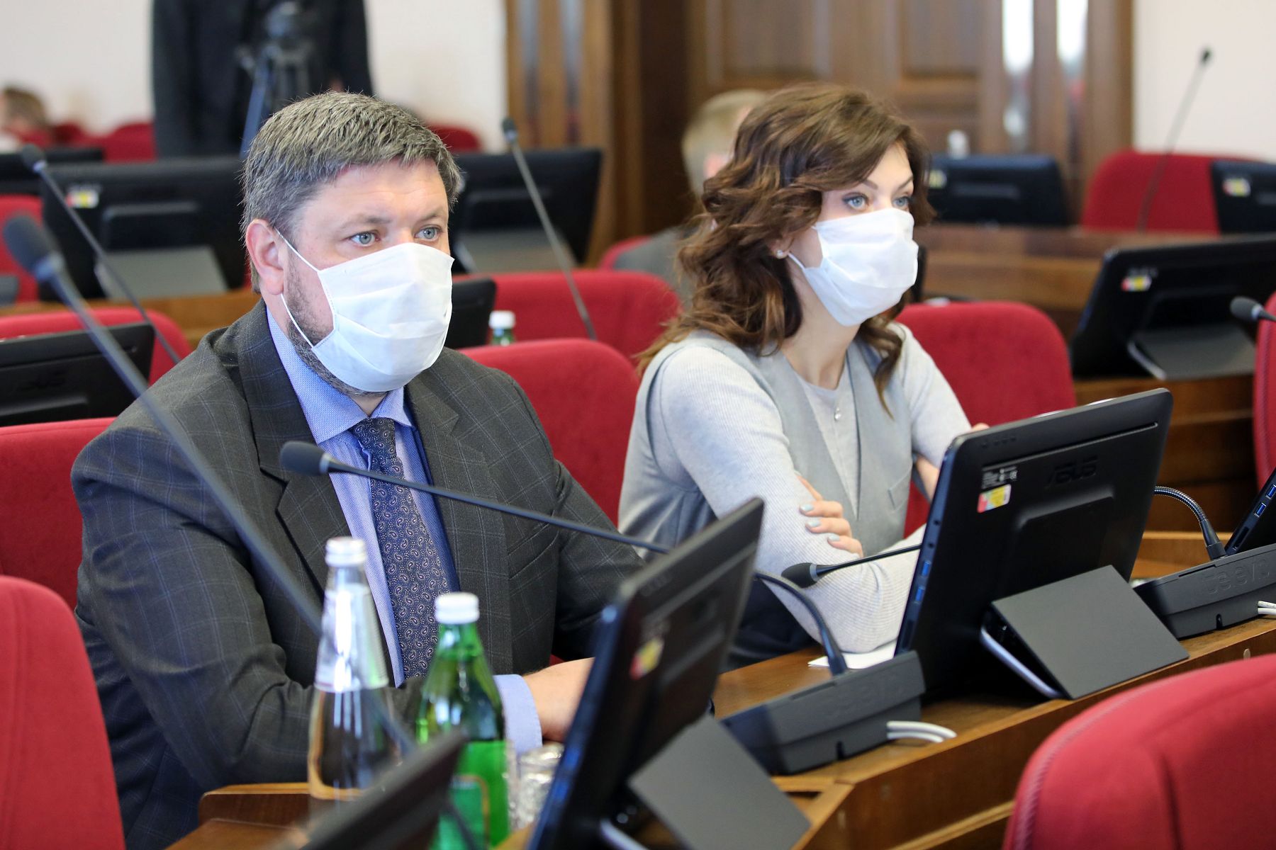 Законодатели поддержали тех, кто борется с опасным вирусом