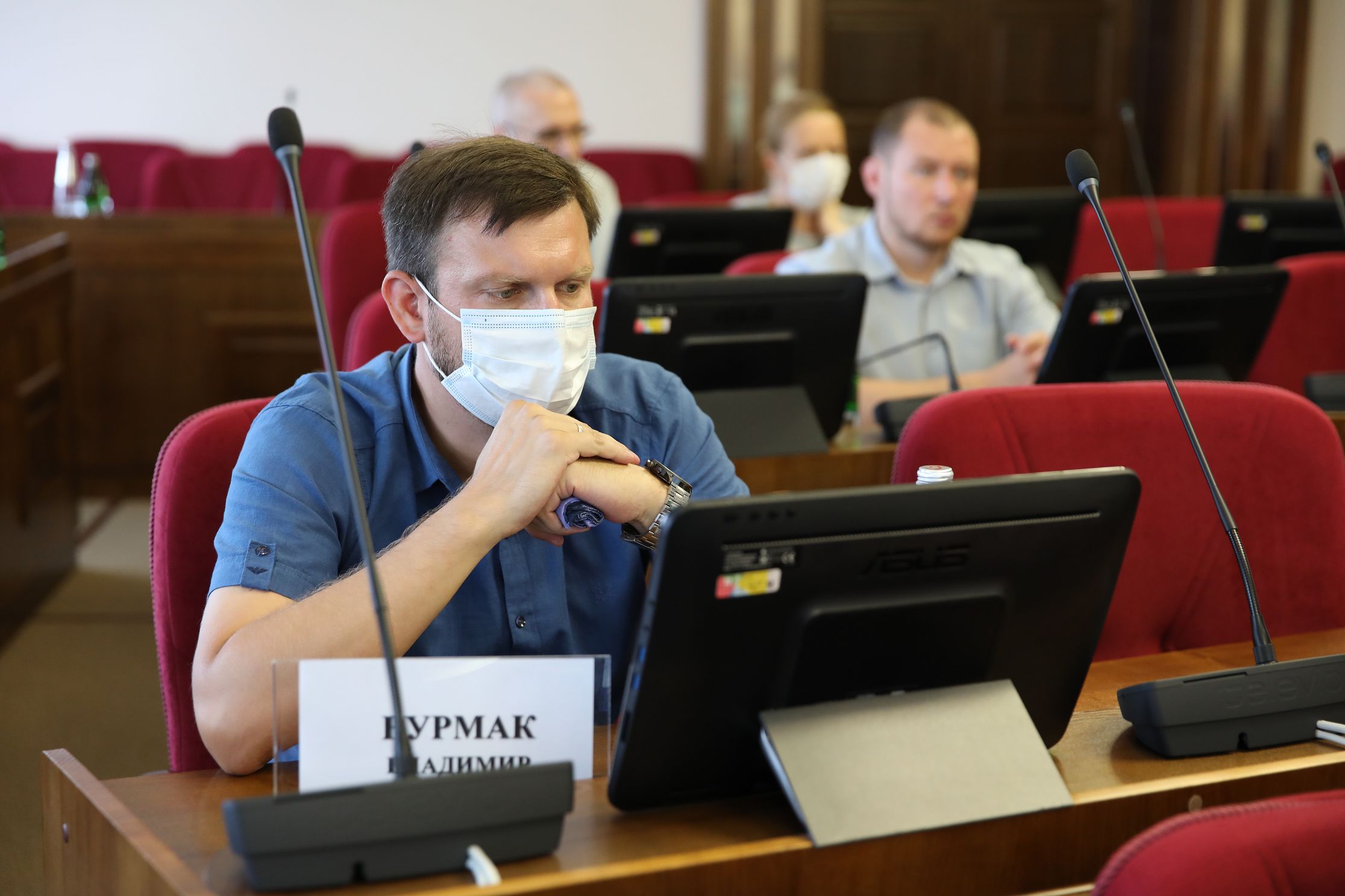 Проблемы обращения с животными обсудили депутаты Думы Ставрополья