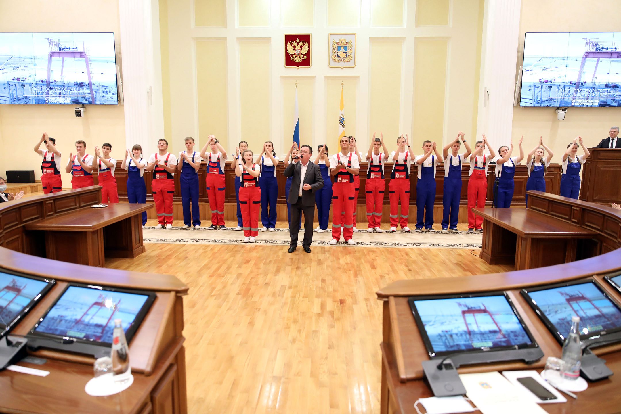 Лучших строителей Ставрополья поздравили депутаты краевой Думы