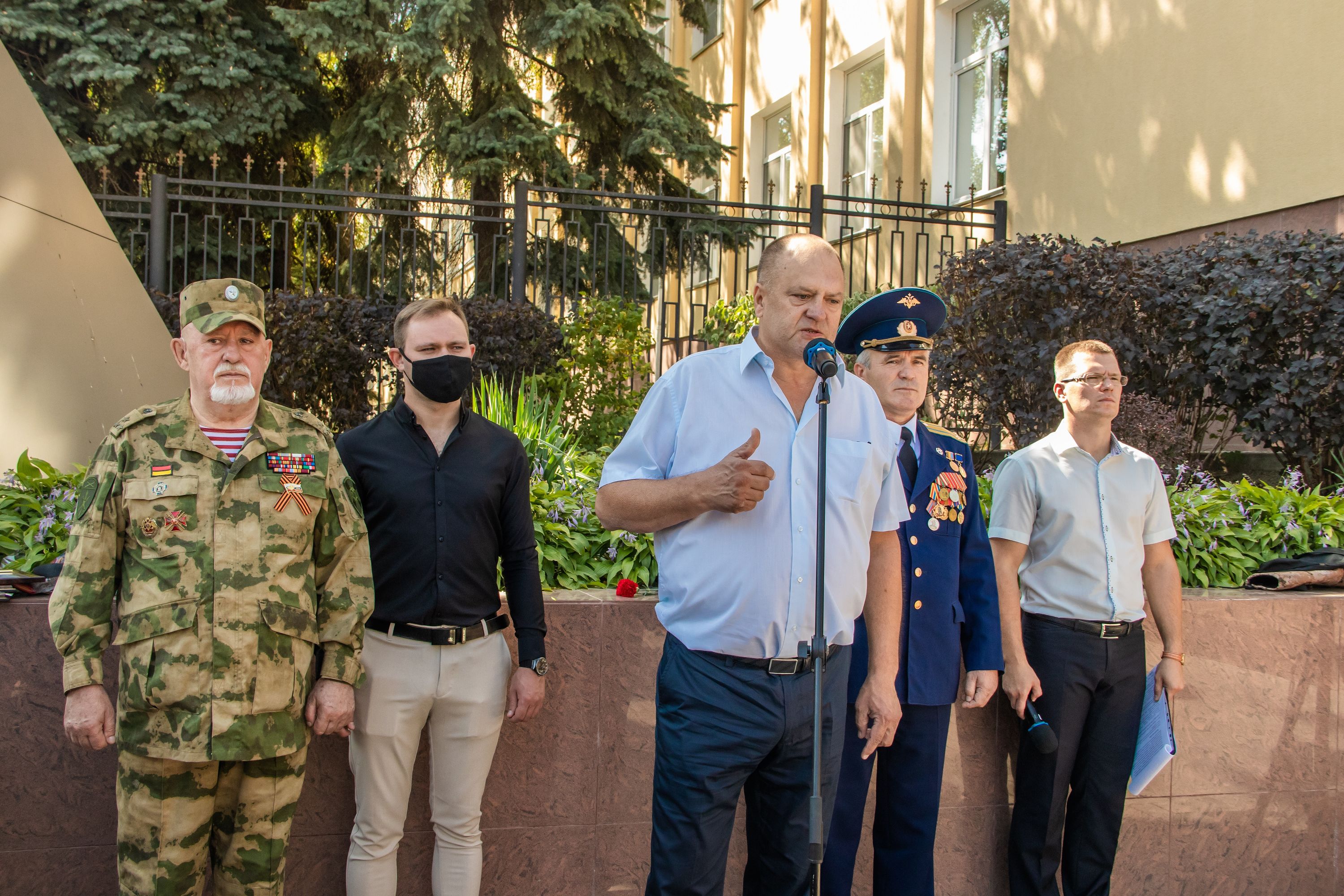 Благодаря поддержке депутата краевой Думы Сергея Шeвелёва в краевом центре установлен мемориал героям-авиаторам