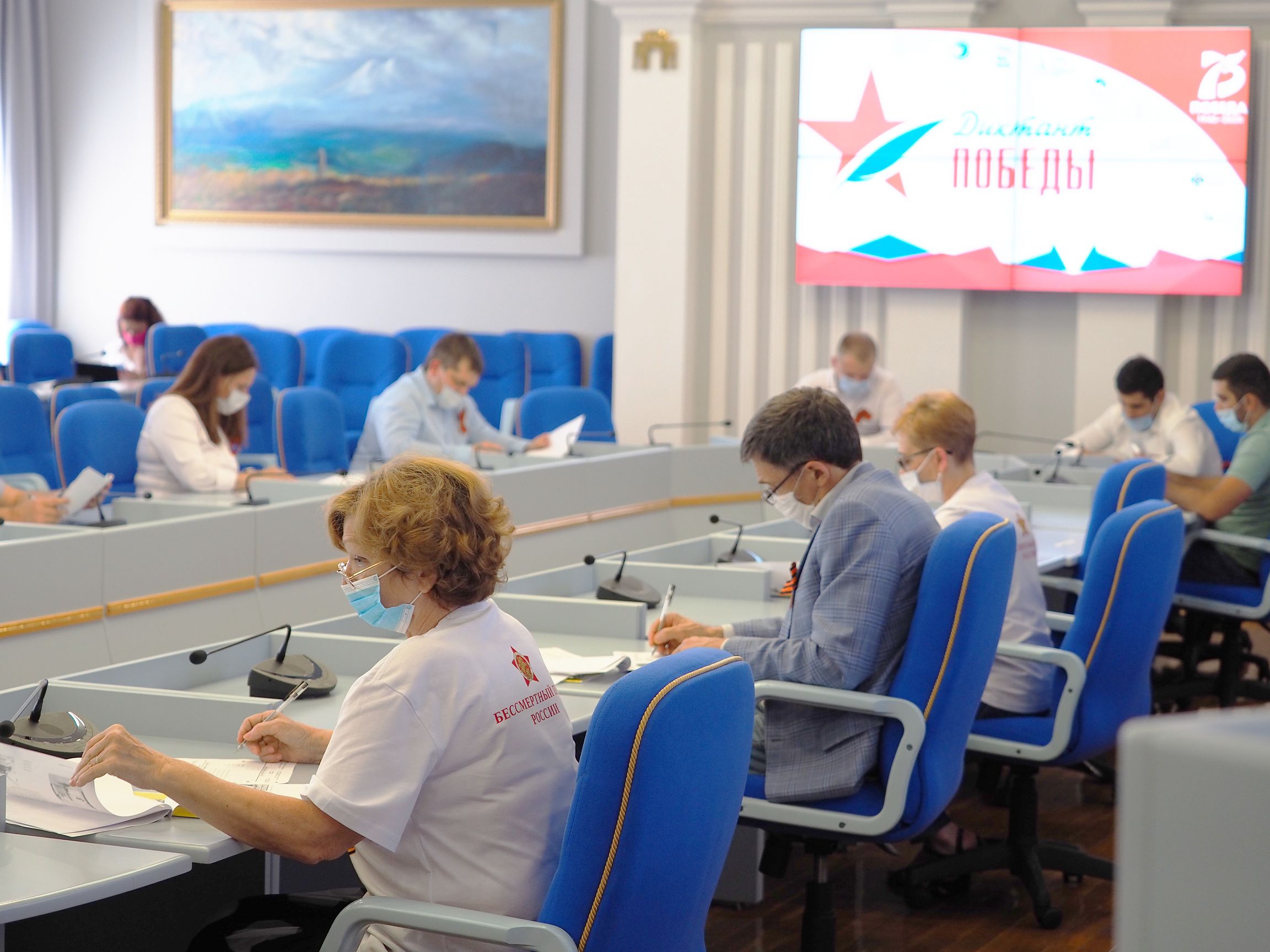 Дума Ставропольского края впервые стала официальной площадкой проведения всероссийской акции «Диктант Победы»