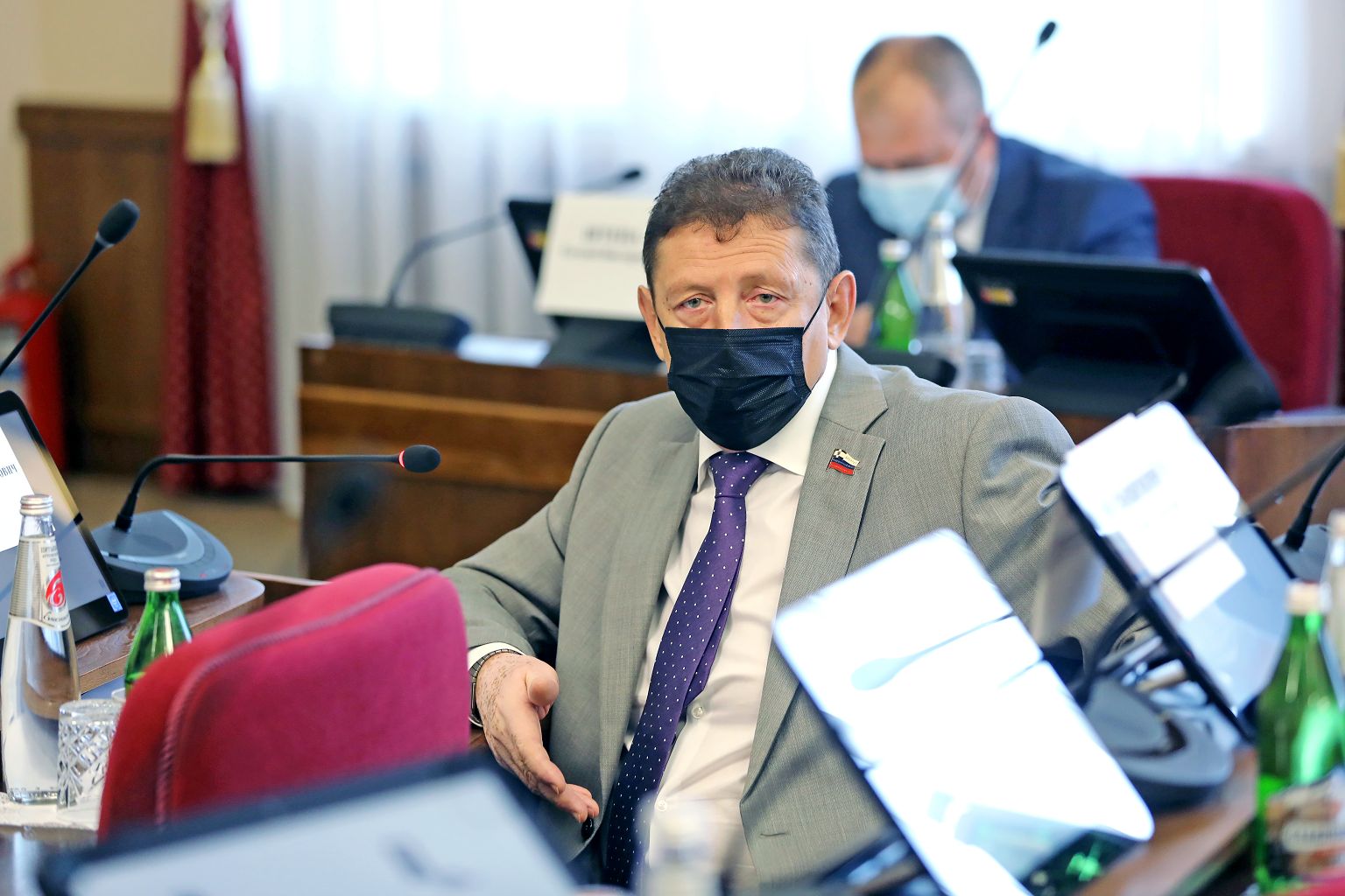 Закон о бесплатных парковках возле социальных объектов обсудили в Думе Ставропольского края