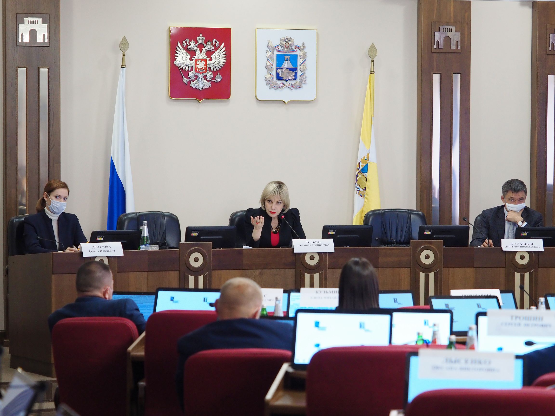 Депутаты Думы Ставропольского края запланируют в бюджете 2021 года средства на реализацию программы социальных контрактов