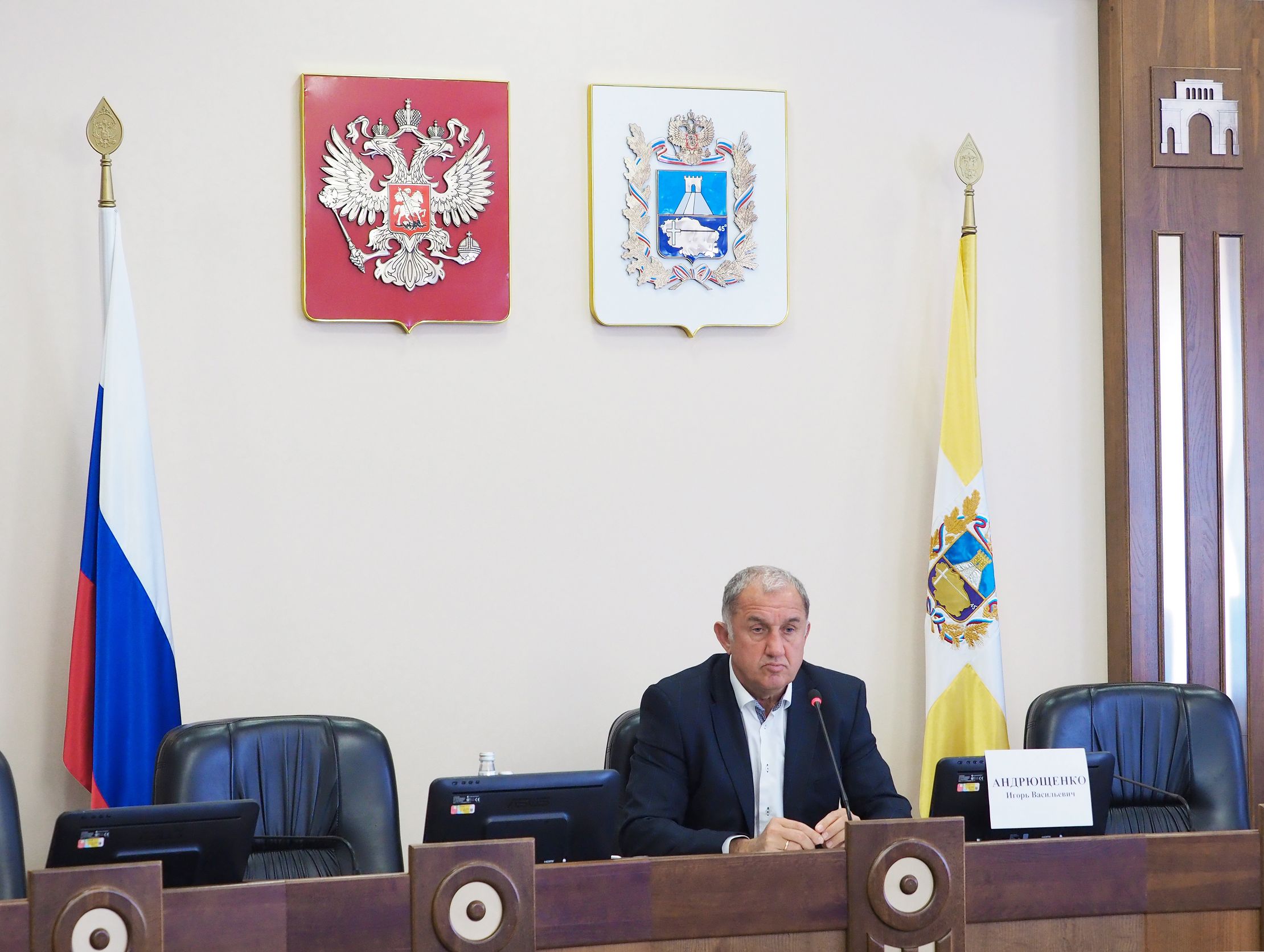 Игорь Андрющенко: "Работа с долгостроями должна быть активизирована"