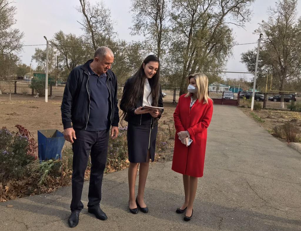 Игорь Андрющенко и Елена Бондаренко провели встречи с педагогическими коллективами в Туркменском районе